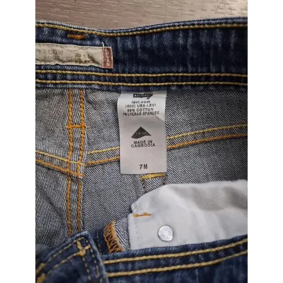 Levi's 518 Women's Bootcut Jeans Vintage, Super Low, Size 7, Light Wash - Picture 3 of 6